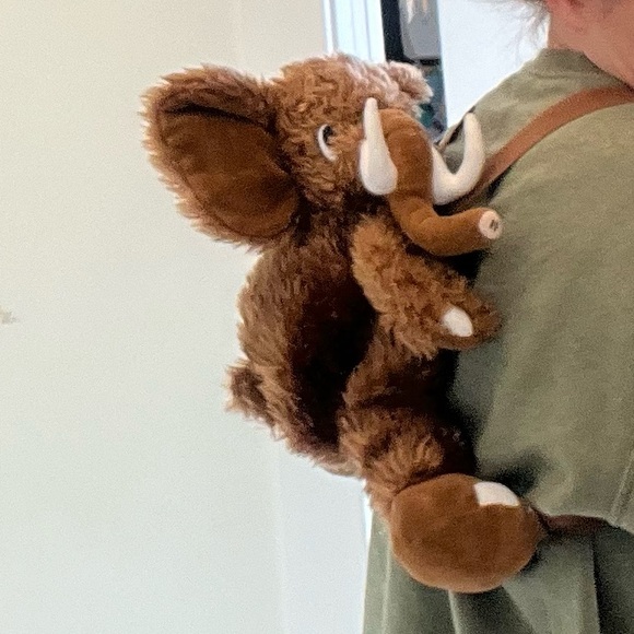 JAAG | Plush Wooly Mammoth Backpack - Picture 8 of 9